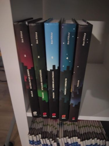 Portada do libro de Polican 5 primeros tomos