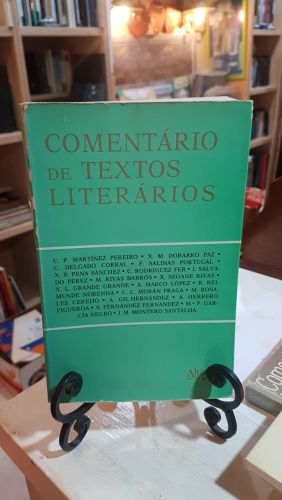 Portada do libro de Comentáio de textos literários