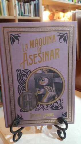 Portada do libro de La máquina de asesinar