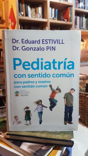 Portada do libro de Pediatría con sentido común