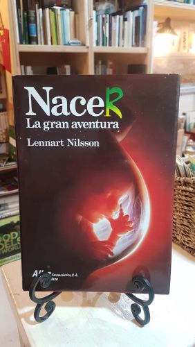 Portada do libro de Nacer